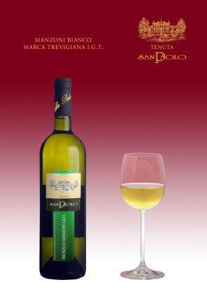 MANZONI BIANCO MARCA TREVIGIANA I.G.T. Vino di alta scuola viticola, grazie al Prof. Luigi Manzoni che ottenne questo mirabile vitigno tra le varietà di Pinot Bianco e Riesling Renano. Elegante l’armonia della sua struttura e del suo aroma. È indicato per minestre, soprattutto creme e vellutate, sformati e soufflé di verdure e di pesce, piatti di pesce con salse bianche. Da servire ad una temperatura di 10-12° C.